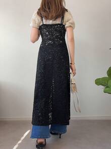 Đầm ren nữ kiểu slip dress với dây đeo có thể điều chỉnh, eo ôm sát, lớp vải voan mỏng bên ngoài, dáng dài chống nắng dành cho nữ. - màu đen - Xem 6
