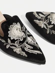 CUCCOO TILAWA 1 Pair Women's Pointed Toe Mule Sandals With Embroidery, Retro Elegant Versatile High Heel Slip-On Shoes - Black - View 5
