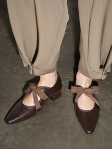 秋冬女士复古风粗跟尖头平底鞋，系带布洛克乐福鞋，玛丽珍中跟黑色牛津鞋，复古英伦风厚跟情人节鞋，芭蕾平底鞋 - 棕色 - 查看 1