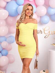 Loomaby Elegant Party Solid Color Off-Shoulder Ruched Fitted Maternity Dress - Yellow - View 6