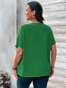 EMERY ROSE Plus Size Women's Orange Button Embellished Short Sleeve Shirt For Spring - Green - View 2
