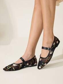 CUCCOO CHICEST 女士春夏新款刺绣图案搭扣方头舒适简约平底凉鞋，通勤、休闲、派对、下午茶、节日礼物皆宜，优雅鞋履 - 杏色 - 查看 4