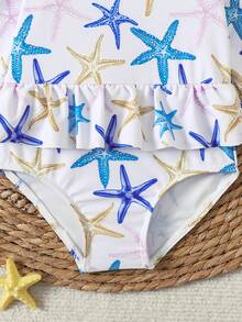 SHEIN 女婴海星印花泳衣（含发带）、女婴泳衣、海星印花荷叶边泳衣、女婴服装、女婴荷叶边袖泳衣、女婴度假套装、2T女婴泳衣、女婴拉链泳衣、女婴长袖泳衣、女婴防晒泳衣、幼儿女童长袖泳衣、幼儿防晒泳衣、女童碎花泳衣、幼儿全包泳衣、幼儿夏季套装、婴儿沙滩套装、热带风情女婴泳衣、长袖婴儿泳衣、亲子泳装 - 藍色 - 查看 3