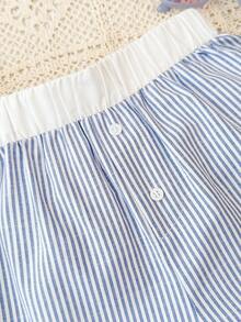 SHEIN Quần short dáng rộng kẻ sọc, có cúc trang trí, thích hợp cho bé gái tuổi teen, phù hợp mặc đi học, chơi thể thao, hoặc mặc đôi mẹ con. - Xanh và trắng - Xem 3