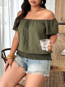 Weeklong Blusa de mujer talla grande de hombros descubiertos con textura de tela y ribete de volantes en unicolor, adecuada para uso diario y commuting en primavera/verano - Verde militar - Ver 4