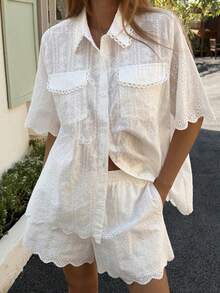 DAZY 女士夏季镂空波浪下摆短袖衬衫+休闲刺绣镂空短裤度假风休闲套装 - 白色 - 查看 2