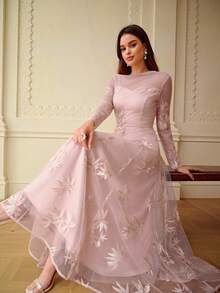 ZEYLAH 女士优雅刺绣圆领长袖连衣裙 - 淺粉色 - 查看 1