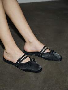 秋冬女士优雅时尚细带扣脚背带蝴蝶结装饰黑色缎面舒适方头一脚蹬平底穆勒鞋芭蕾平底鞋 - 黑色 - 查看 8