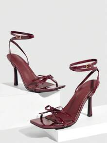 CUCCOO SZL Sandalias de mujer con tira de tobillo y punta cuadrada con rhinestones para Navidad - Burdeos - Ver 3