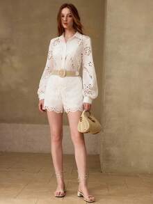 MOTF PREMIUM 春夏新款女士优雅镂空刺绣凸纹提花通勤法式套装，长袖上衣和短裤 - 白色 - 查看 1