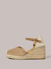Styleloop Women's Fashionable Versatile Buckle Design Thick Sole Wedge Sandals For Daily Wear - Khaki - View 2