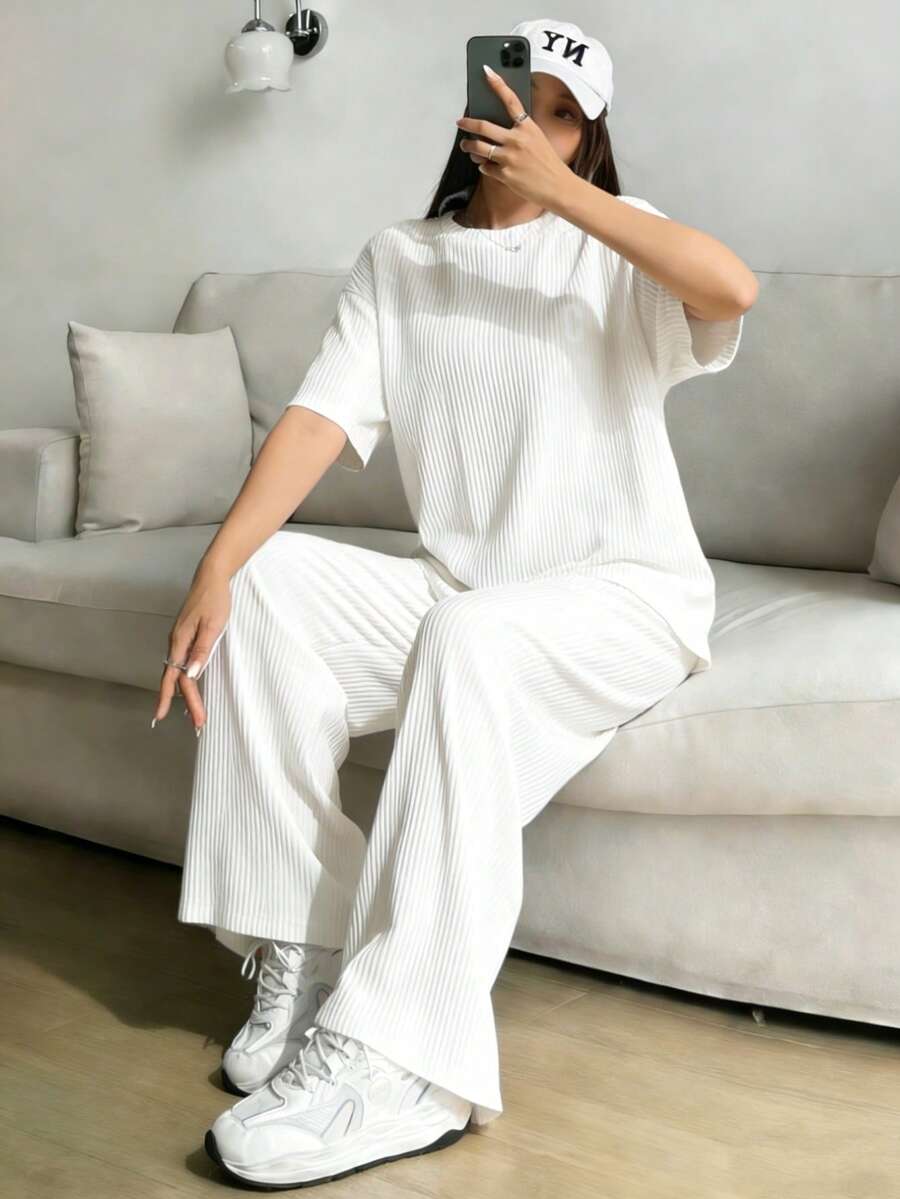 Conjunto informal de dos piezas, elegante traje bohemio de verano para mujer, de talla grande, con top holgado y pantalones anchos holgados. - Blanco - Ver 1