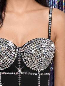 Anewsta Elegant, Sexy, Exquisite, Luxury Mature Style Full-Coverage Iridescent Crystal Embellished Camisole Crop Top - Black - View 6