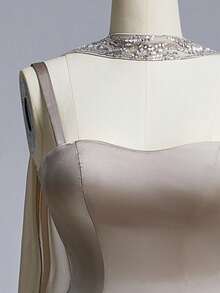 Elitara Petite Petite Elegant Luxurious Beaded Sequin Floral Mermaid Hem Dress Elastic Satin For Evening - Khaki - View 10