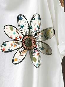 EMERY ROSE Plus Size Daisy Print T-Shirt, White, Suitable For Back To School, Teacher's Day, Outdoor Photography, Sports & Casual, Home, Office Wear - White - View 3