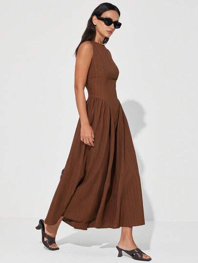 Aveloria Modichic Embossed Texture Lightweight Sheer Fabric, Chocolate Brown Color, Vintage Elegant, Suitable For Workplace, Casual Gatherings, Round Neck Design, High Waist Cinched Waist, Flowing Skirt, Mid-Length Dress, A-Line Silhouette, Silky Smooth Fabric, Lightweight And Comfortable, Minimalist Style, Daily Wear, Autumn/Winter New Arrival, Fashionable Item, Slim And Flattering, Urban Style, Elegant Black Tone, Suitable For Office, Business Meetings, Afternoon Tea, Daily Outings, French Retro Style, Elegant Round Neck Sleeveless Cinched Waist Extra-Large Textured Fabric Women Long Dress