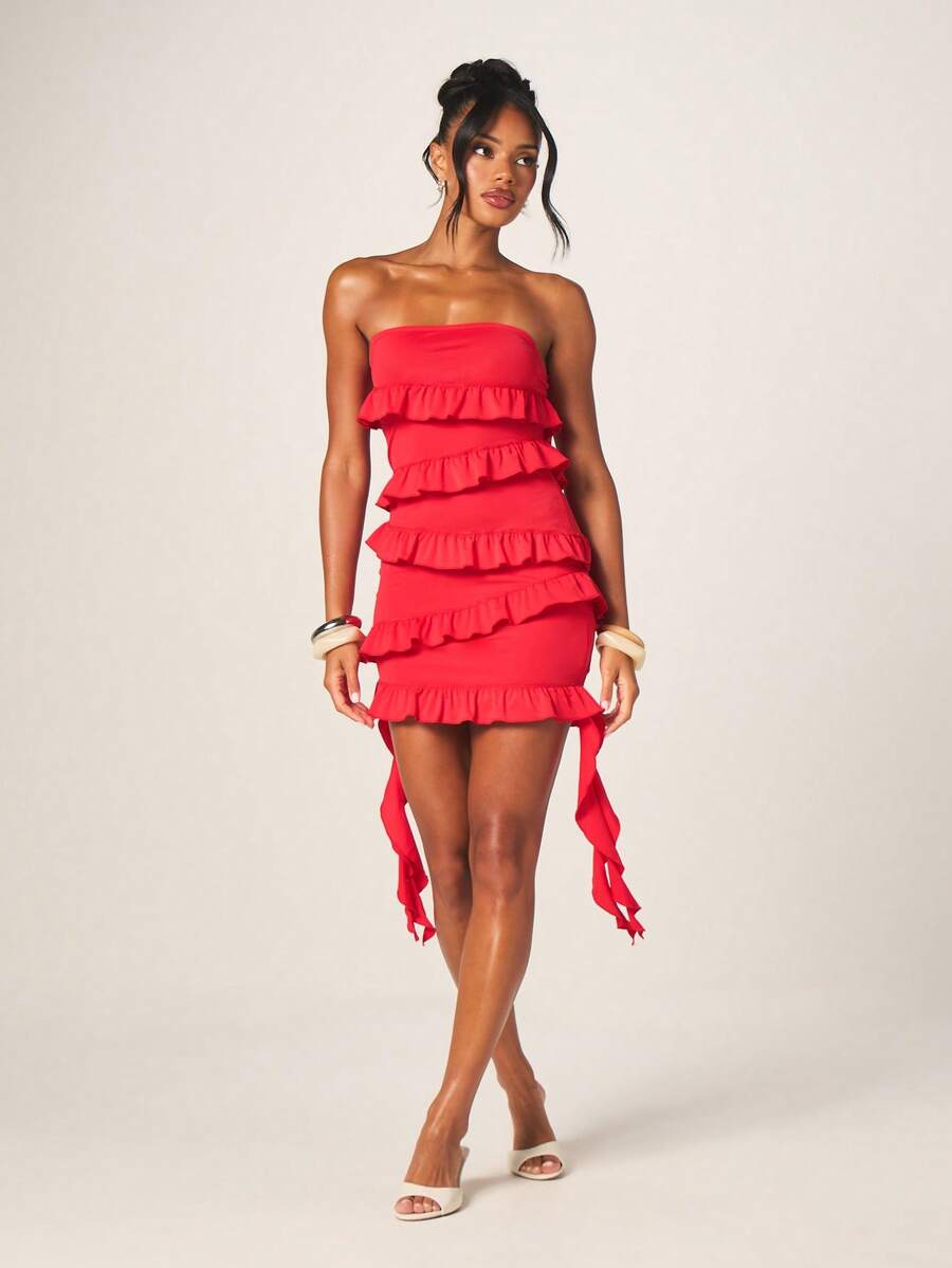 MISSGUIDED Đầm ngắn màu đỏ không dây vai, xếp tầng bồng bềnh, thích hợp cho các buổi tiệc cocktail và các dịp buổi tối khác. - Đỏ - Xem 1