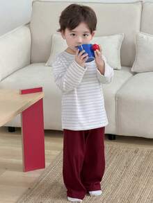 Dazy Kids 男童圆领条纹长袖上衣和纯色长裤两件套睡衣 - 紅色 - 查看 8