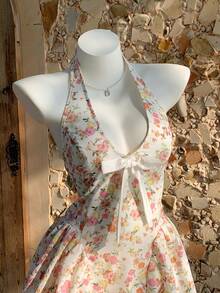 Comfortcana 女士吊带系带印花蝴蝶结装饰迷你连衣裙，适合约会和派对 - 彩色 - 查看 3