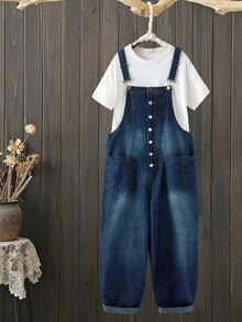 EMERY ROSE Mature Denim Bộ áo liền quần denim nữ ống rộng cài cúc phía trước có túi, quần yếm denim nữ ống rộng cài cúc có gấu quần xắn lên, trang phục thường ngày mùa hè, quần yếm denim nữ cài cúc kiểu retro Y2K, quần yếm denim nữ thanh lịch ống rộng cài cúc kiểu nghỉ mát, quần yếm denim màu xanh đậm, có dây đeo vai điều chỉnh được, cài cúc phía trước, túi vá lớn và kiểu dáng ống rộng có gấu quần xắn lên. - Màu xanh lam - Xem 1