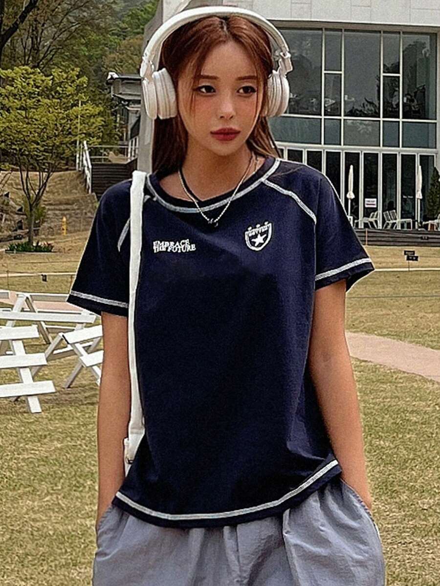 DAZY Camiseta con mangas raglán y costuras de gráfico con letra - Azul Marino - Ver 1