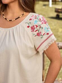 EMERY ROSE 大尺碼女款米色夏季波西米亞度假風花卉刺繡短袖上衣，鄉村西式風格，海灘節慶 - 彩色 - 查看 5