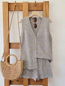 GlowEve Conjunto casual de 2 piezas de chaleco de punto de un solo botonadura y shorts de punto de unicolor para mujer - Gris - Ver 1