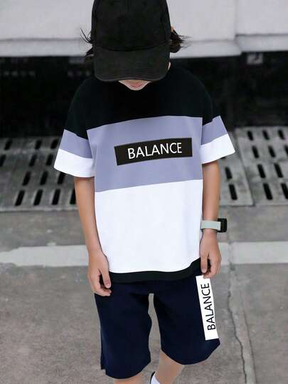 SHEIN Mirajuku Boys Leisure Fashion Creative Navy Stitching White Splicing Element Minimalist Slogan Graphic Print Short Sleeve T-Shirt And Shorts 2pcs Set, Sibling Outfits Matching Sets (Sold Separately)