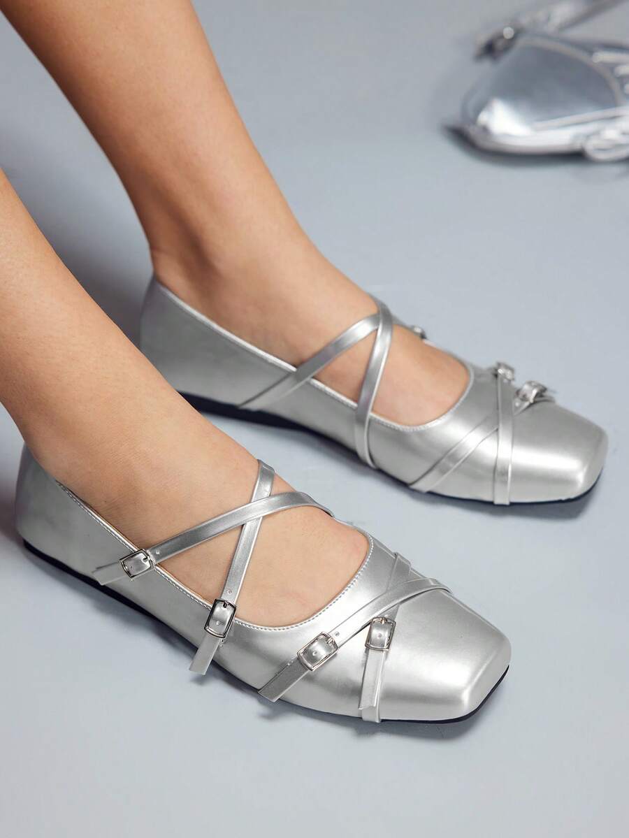 CUCCOO GRLICON Giày bệt mũi vuông màu đen đính nơ, thích hợp cho mùa tựu trường, Halloween, Giáng sinh, tiệc tùng và Ngày Valentine. - Màu bạc 1 - Xem 1