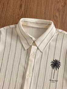 SWAVVY 男士条纹字母棕榈树印花单排扣休闲百搭条纹短袖衬衫 - 白色 - 查看 4