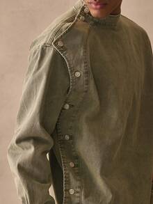 Musero Áo sơ mi dài tay cổ đứng, cài cúc lớn ở vai, chất liệu denim mài, kiểu dáng thanh lịch, thích hợp cho mùa xuân hè. - màu xanh lá - Xem 2