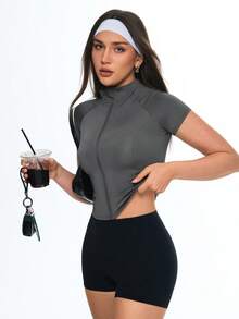 Eassivo Áo khoác thể thao tay ngắn dáng ôm, cổ đứng, khóa kéo, màu trơn dành cho nữ. - Màu xám đen - Xem 7