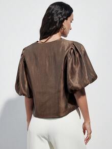 Aveloria Modichic Áo kiểu nữ thanh lịch, cao cấp, sang trọng, chất liệu giống satin, cổ tròn, khóa kim loại trang trí, tay cánh hoa. - Cà phê nâu - Xem 6