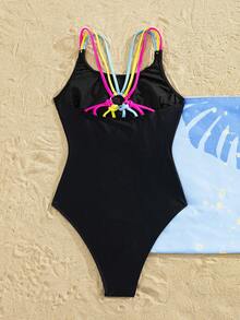 Swim Nautrix 女士运动竞技泳衣，简约纯黑色款式，适合训练/日常穿着，撞色肩带+交叉露背设计，塑形效果出色，连体泳衣采用弹力面料，穿着舒适无束缚，适合冲浪、水上运动和海滩穿着。女士连体比基尼，女士泳衣，全包覆式女士泳装，女士连体泳衣 - 黑色 - 查看 4