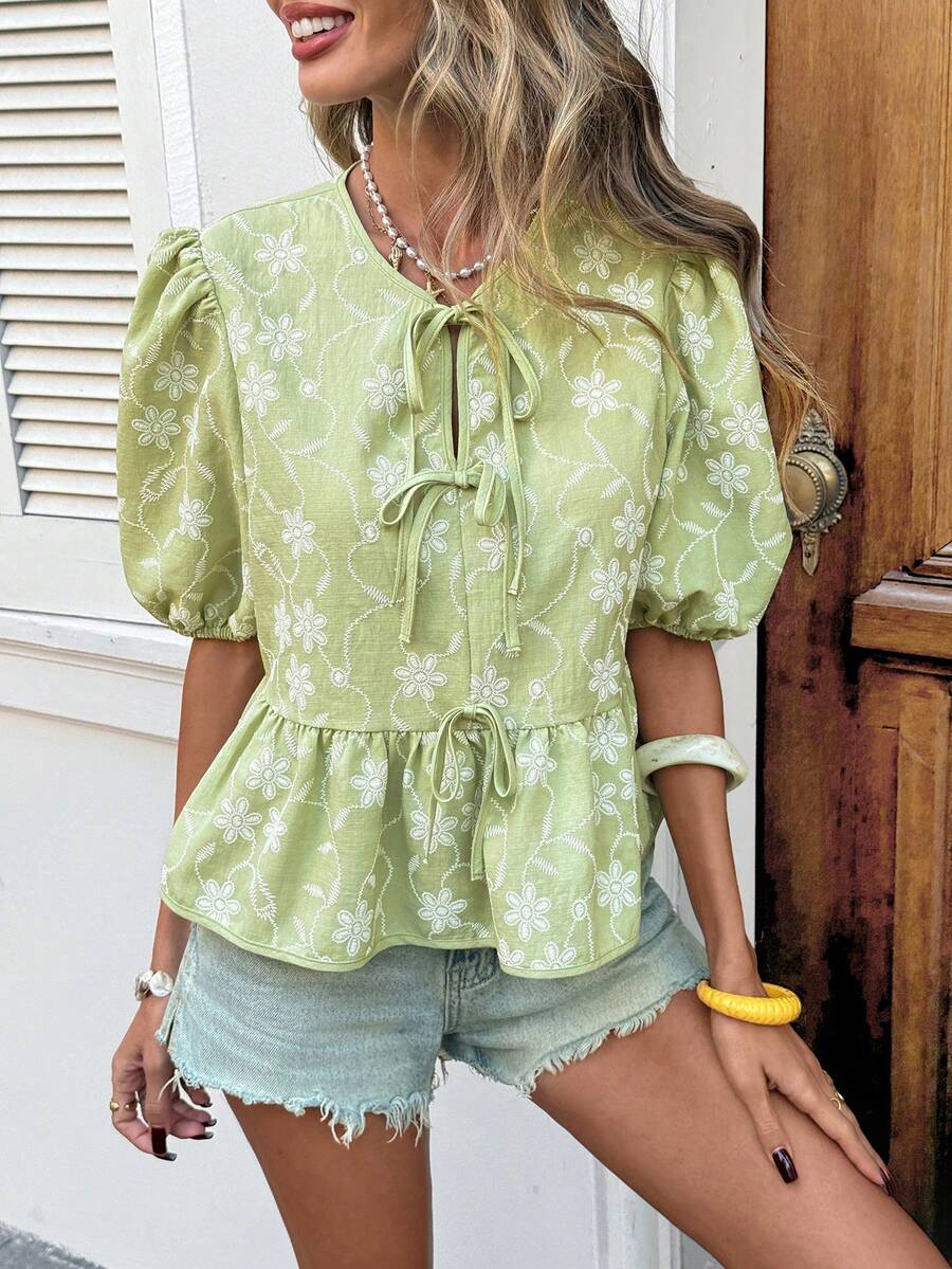 SHEIN LUNE Áo sơ mi ngắn tay nữ kiểu dáng thường ngày, thêu họa tiết, thích hợp cho kỳ nghỉ hè, đi làm và mặc hàng ngày. - màu xanh lá - Xem 1