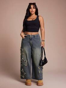 SHEIN PETITE CURVE Quần jeans nữ cỡ lớn cạp cao ống rộng phong cách Y2K, màu xanh vintage, họa tiết ngôi sao, rách tua rua, kiểu dáng thường ngày, phong cách đường phố. - Rửa trung bình - Xem 5