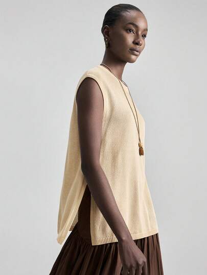 Ontre 2026ss Women's Light Apricot Comfortable Soft Chiffon Round Neck Sleeveless Fitted Loose Hem Side Slit Design Modern Vacation Casual Low-Key Vintage High-End Cruise Wear Middle East Minimalist Luxurious Feel Essential Fashion Business Casual Urban Wear Office Attire Urban Commute High-Quality Airport Wear All Season Versatile Vacation Series Knit Top Beach Clothing, All Season  Ins Celebrity Same Style Vacation Style, Exotic Atmosphere, Country Concert, Western Style Clothing, High-Grade Fabric