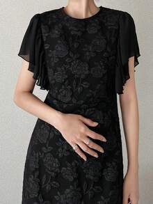 FRIFUL Đầm dài thanh lịch cổ tròn tay bồng họa tiết hoa jacquard dành cho nữ - màu đen - Xem 4