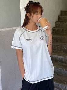 DAZY Letter Graphic Top-stitching Raglan Sleeve Tee - White - View 3