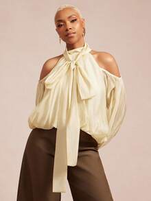 Vixey 露肩气球褶边吊带围巾上衣 - 卡其色 - 查看 2