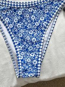 Swim Vcay Women's Casual Vacation Beach Party Elegant Floral Print Knit Fabric Countryside Style Bikini Beach Outfit 2-Piece Set, Spaghetti Strap Swimwear, New Arrival - Blue - View 5