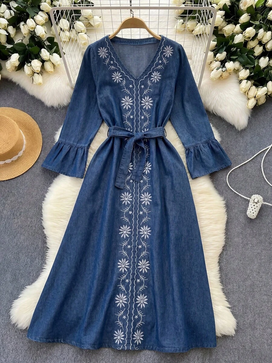 Qadelle Đầm denim thêu hoa dáng thường ngày dành cho nữ, thích hợp cho kỳ nghỉ.