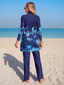 Swim Mulvari 26SS 蓝色扎染保守沙滩布基尼套装，适合春夏度假，2026 新款女士泳装到货，适合上学、度假、约会、下午茶、西式、邮轮、海滩、海岛、公路旅行、四季皆宜、音乐节、波西米亚风度假、凉爽秋季、西部波西米亚风、优雅女士上衣布基尼泳衣保守泳衣女士蓝色两件套女士蓝色系服装女士度假装保守度假服装女士邮轮服装蓝色沙滩服装 - 彩色 - 查看 2