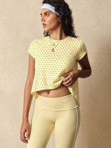 VARSIVA 女士夏季波点印花短袖不对称下摆运动T恤 - 淡黃色 - 查看 1