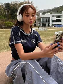 DAZY Camiseta con mangas raglán y costuras de gráfico con letra - Azul Marino - Ver 4