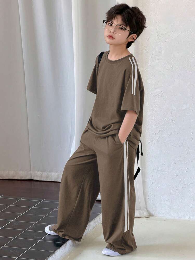 Tween Boy Crew Neck Short Sleeve T-Shirt And Pocket Wide Leg Pants Casual Daily Outfit
