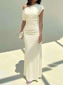 Aloruh 女士夏季休闲连衣裙，不对称领口设计，荷叶边装饰，修身鱼尾裙摆，优雅的米黄色简约办公通勤连衣裙，适合音乐节、下午茶、波西米亚风度假、海滩度假等场合。 - 淡黃色 - 查看 8