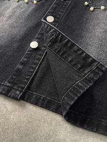 ROMWE MEN Camisa vaquera de manga corta con un solo pecho decorada con perlas falsas para hombres - Negro - Ver 4