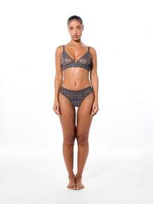 SUMWON WOMEN 网眼格纹印花文胸和低腰三角裤套装，V领设计，两件套女士贴身内衣系列 - 灰色 - 查看 3