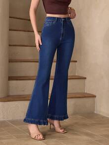 Quần jeans nữ ống loe ôm sát, gợi cảm, có bèo nhún ở gấu quần. - Rửa tối - Xem 1